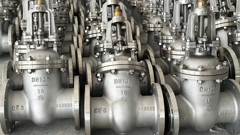 Jinis-jinis gate valves.